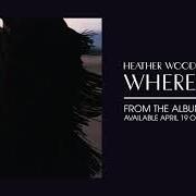 Le texte musical SLOW DAZZLE de HEATHER WOODS BRODERICK est également présent dans l'album Invitation (2019)
