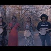 Le texte musical BARBADOS de OUR NATIVE DAUGHTERS est également présent dans l'album Songs of our native daughters (2019)