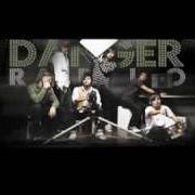 Le texte musical SO SHAKEN UP de DANGER: RADIO est également présent dans l'album Nothing's gonna hold us down (2010)