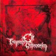 Le texte musical BLOODRED TALES de FRAGMENTS OF UNBECOMING est également présent dans l'album Bloodred tales - chapter i - the crimson season - ep (2002)