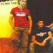 Le texte musical HAZME UNA ACARICIA de DECAI est également présent dans l'album Y eso es lo que hay (2005)