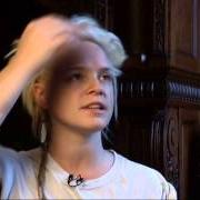 Le texte musical JÓGA de WALLIS BIRD est également présent dans l'album Architect (2014)