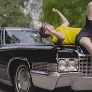 Le texte musical DRIP DROP de JACK HARLOW est également présent dans l'album Loose (2018)