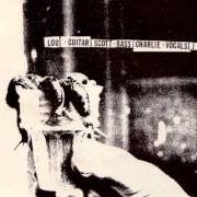 Le texte musical LOU'S ANXIETY SONG de DEEP WOUND est également présent dans l'album Deep wound ep (1983)