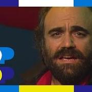 Le texte musical UNA PALOMA BLANCA de DEMIS ROUSSOS est également présent dans l'album Island of love (2000)