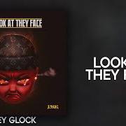 Le texte musical I'M JUST SAYIN de KEY GLOCK est également présent dans l'album Yellow tape (2020)