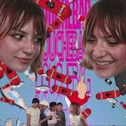 Le texte musical JANSPORT de CHLOE LILAC est également présent dans l'album Douchebag (2020)