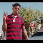 Le texte musical HEAD ON de YOUNGBOY NEVER BROKE AGAIN est également présent dans l'album 4 respect (2018)