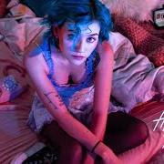 Le texte musical WISCONSIN AVE. de KAILEE MORGUE est également présent dans l'album Here in your bedroom (2020)