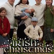 Le texte musical I SAW THREE SHIPS de ANGELO KELLY est également présent dans l'album Irish christmas (2015)