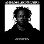 Le texte musical MOON (THE RETURN AMPLIFIES THE UNITY) de AMBROSE AKINMUSIRE est également présent dans l'album On the tender spot of every calloused moment (2020)