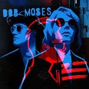 Le texte musical HOLD ME UP de BOB MOSES est également présent dans l'album Desire (2020)