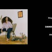 Le texte musical BLUE de SHAY LIA est également présent dans l'album Dangerous (2019)