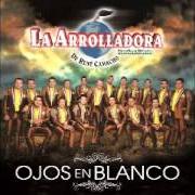 Le texte musical ME COMPLEMENTAS de LA ARROLLADORA BANDA EL LIMÓN DE RENE CAMACHO est également présent dans l'album Ojos en blanco (2015)