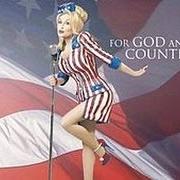 Le texte musical THE GLORY FOREVER de DOLLY PARTON est également présent dans l'album For god and country (2003)
