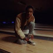 Le texte musical GARAGE ROOFTOP de Q est également présent dans l'album The shave experiment (2020)