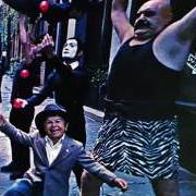 Le texte musical PEOPLE ARE STRANGE de THE DOORS est également présent dans l'album Strange days (1967)