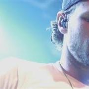 Le texte musical COUNTRY IN YA de CHASE RICE est également présent dans l'album Ready set roll (2013)