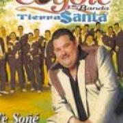 Le texte musical DOLOR Y AMOR de EL COYOTE Y SU BANDA TIERRA SANTA est également présent dans l'album Te soñé (2000)
