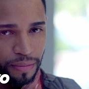 Le texte musical BESAME SIEMPRE de HENRY SANTOS est également présent dans l'album My way (2013)