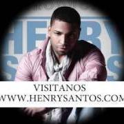 Le texte musical DAME UNA SONRISA de HENRY SANTOS est également présent dans l'album Introducing henry santos (2011)