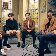 Le texte musical DUBLIN IN ECSTASY de INHALER est également présent dans l'album Cuts & bruises (2023)