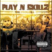 Le texte musical SKIT de PLAY N SKILLZ est également présent dans l'album The album before the album (2005)