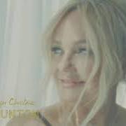 Le texte musical SANTA BABY de EMMA BUNTON est également présent dans l'album Coming home for christmas (2019)