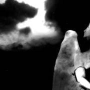 Le texte musical PLAGUEBRINGER de EQUINOX OV THE GODS est également présent dans l'album Where angels dare not tread (2002)