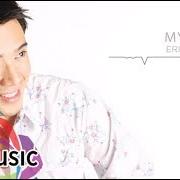 Le texte musical DAHIL IKAW LANG ANG MAHAL de ERIK SANTOS est également présent dans l'album Loving you now