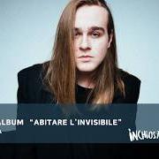 Le texte musical OCCHI STANCHI de AARON est également présent dans l'album Abitare l'invisibile (2026)