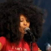 Le texte musical NEXT LIFETIME (INTERLUDE) de ERYKAH BADU est également présent dans l'album Live (1997)