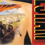 Le texte musical MAMA WAS A JUNKIE de ESHAM est également présent dans l'album Judgement day vol. 1: day (1992)