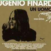 Le texte musical AMORE DIVERSO de EUGENIO FINARDI est également présent dans l'album Dal blu (1983)