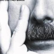 Le texte musical CHICCO DI CAFFÈ de FABIO CONCATO est également présent dans l'album Ballando con chet baker (2001)