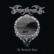 Le texte musical UNDER TVÅ RUNOR de FINNTROLL est également présent dans l'album Ur jordens djup (2007)