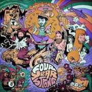 Le texte musical IM A BIG, BRIGHT, SHINING STAR de FOUR YEAR STRONG est également présent dans l'album Four year strong (2015)