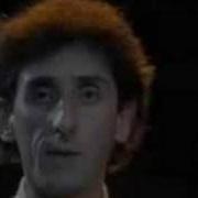 Le texte musical SENTIMIENTO NUEVO de FRANCO BATTIATO est également présent dans l'album La voz de su amo (1981)