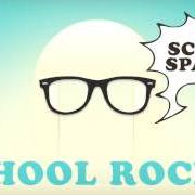 Le texte musical SCHOOL ROCKS! de FRANKIE HI-NRG MC est également présent dans l'album School rocks!