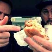 Le texte musical AT THE DRIVE-THRU de GOLDIE LOOKIN CHAIN est également présent dans l'album Kings of caerleon (2013)