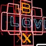 Le texte musical GROOVE IS ON de GROOVE ARMADA est également présent dans l'album Love box (2002)