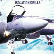 Le texte musical ENEMY de GUIDED BY VOICES est également présent dans l'album Isolation drills (2001)