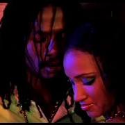 Le texte musical NA NA NA (A LOVE SONG) de GYPTIAN est également présent dans l'album Hold you (2010)