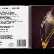 Le texte musical LE SONGE D'ANGUS: AISLING AENGUSA de ALAN STIVELL est également présent dans l'album Légende (1983)