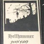 Le texte musical CHAINSAW de HELLHAMMER est également présent dans l'album Death fiend - demo (1983)