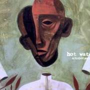 Le texte musical SUNDAY SUIT de HOT WATER MUSIC est également présent dans l'album A flight and a crash (2001)