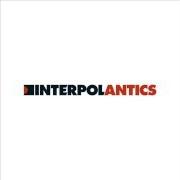 Le texte musical PUBLIC PERVERT de INTERPOL est également présent dans l'album Antics (2004)