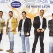 Le texte musical SI POR MI FUERA de LOS INVASORES DE NUEVO LEON est également présent dans l'album Más buscados (2004)