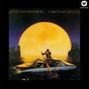 Le texte musical LAWYERS IN LOVE de JACKSON BROWNE est également présent dans l'album Lawyers in love (1983)