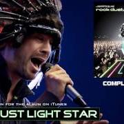 Le texte musical TWO COMPLETELY DIFFERENT THINGS de JAMIROQUAI est également présent dans l'album Rock dust light star (2010)